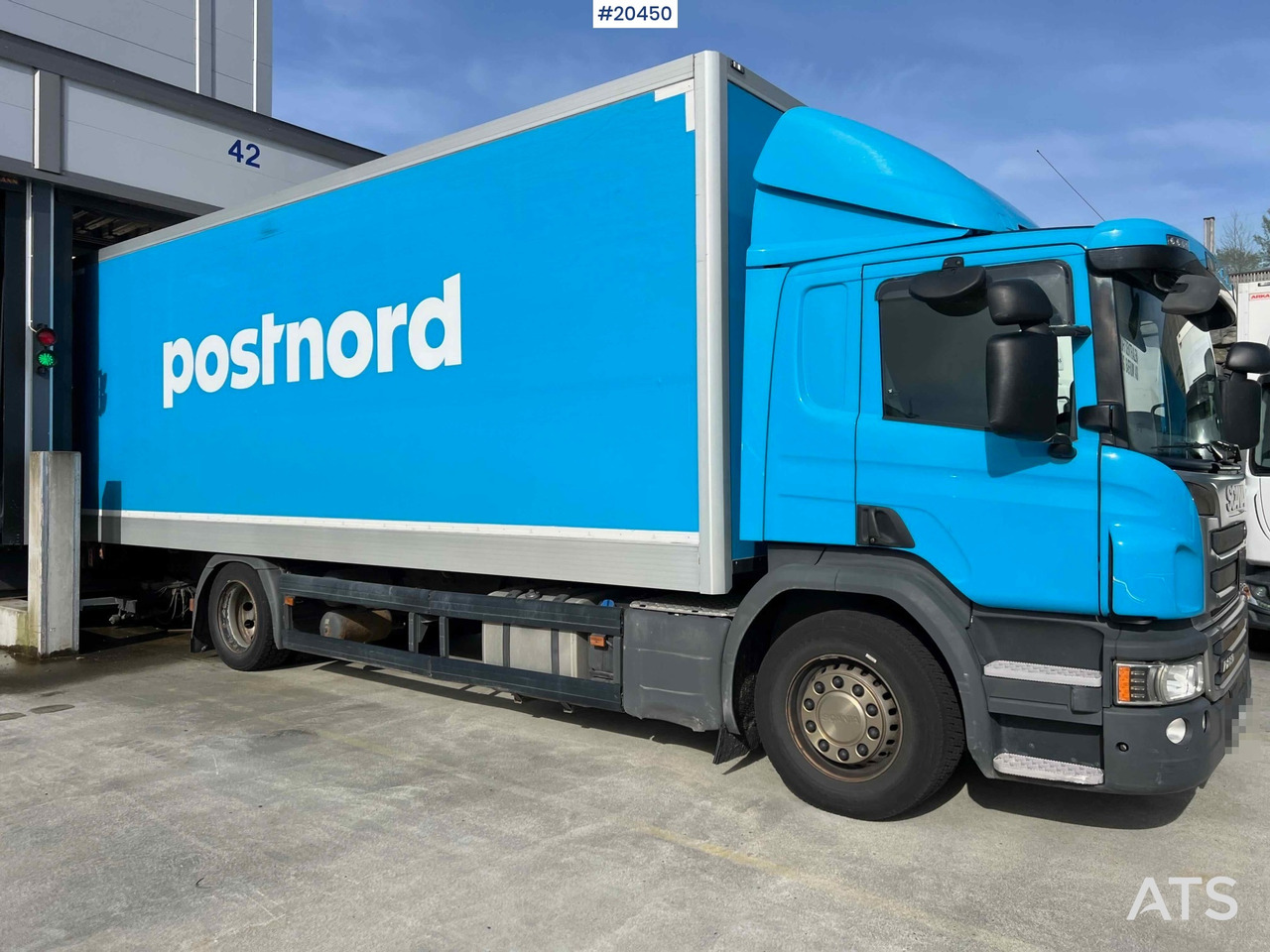 Scania P280 4x2 Skapbil m/ lift og full sideåpning. SE VIDEO - Camión caja cerrada: foto 3 Scania P280 4x2 Skapbil m/ lift og full sideåpning. SE VIDEO - Camión caja cerrada: foto 3