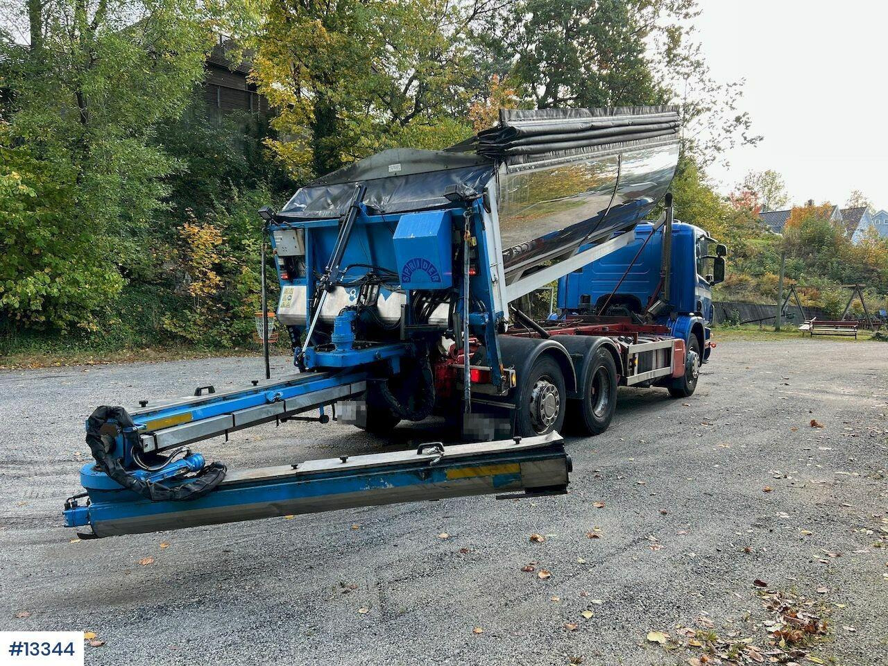 Scania P94G - Camión volquete: foto 4 Scania P94G - Camión volquete: foto 4