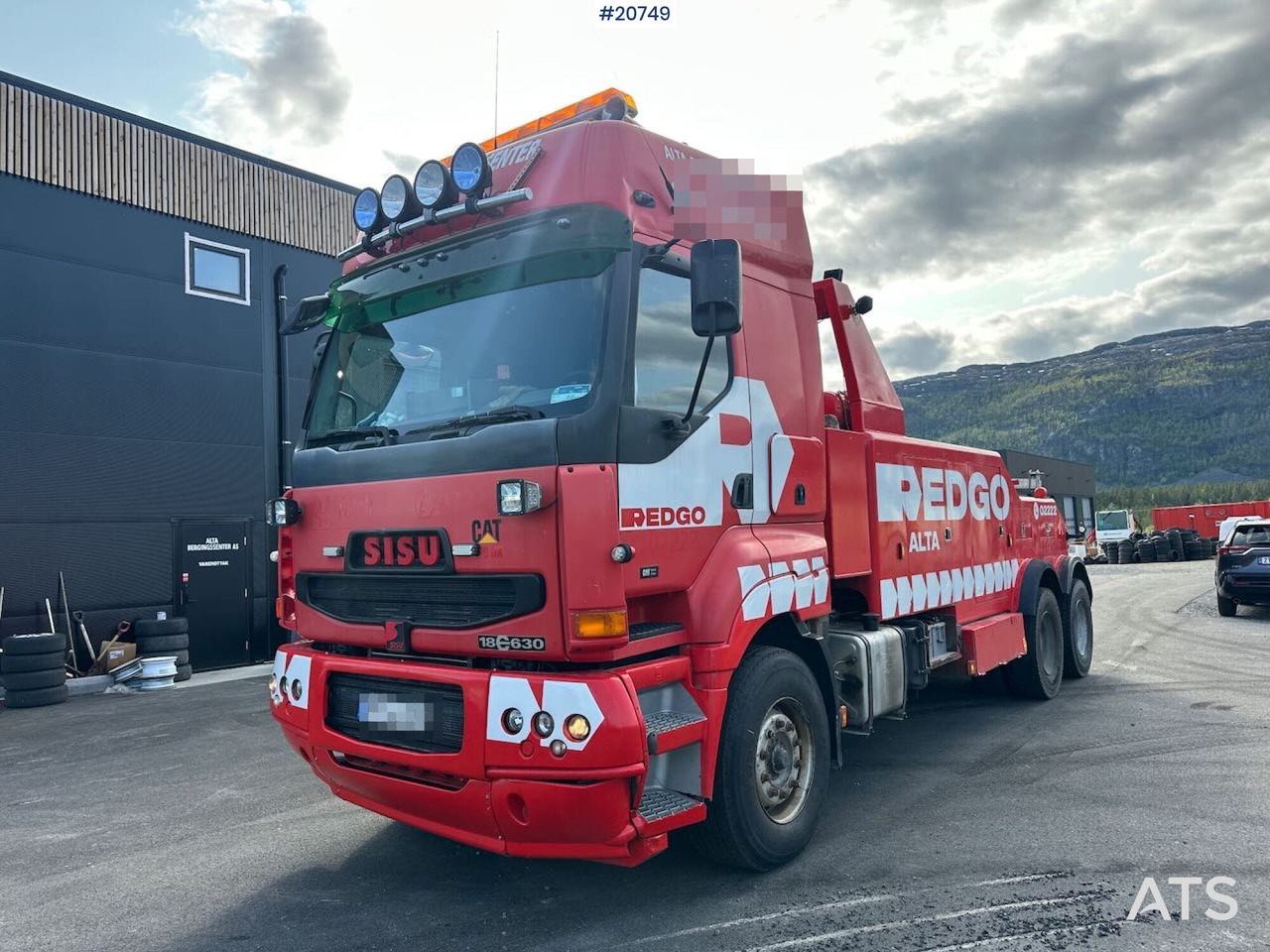 Sisu E18M 6x4 tungberger m/ EKA påbygg og kjettinger. SE VIDEO - Grua de remolque autos: foto 1 Sisu E18M 6x4 tungberger m/ EKA påbygg og kjettinger. SE VIDEO - Grua de remolque autos: foto 1