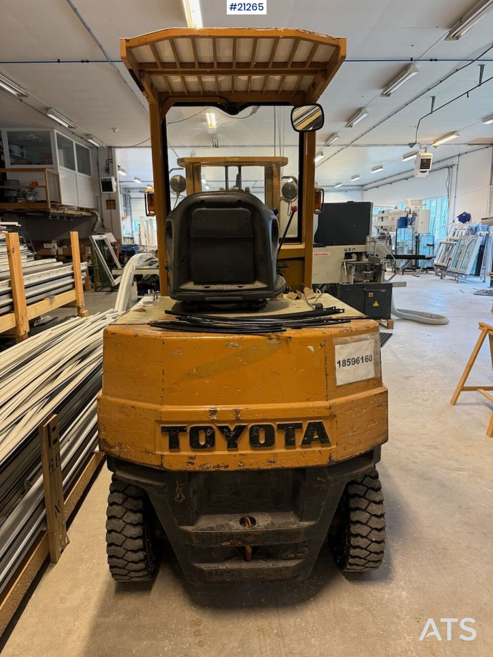 Toyota 3FB25 - Carretilla elevadora eléctrica: foto 5 Toyota 3FB25 - Carretilla elevadora eléctrica: foto 5