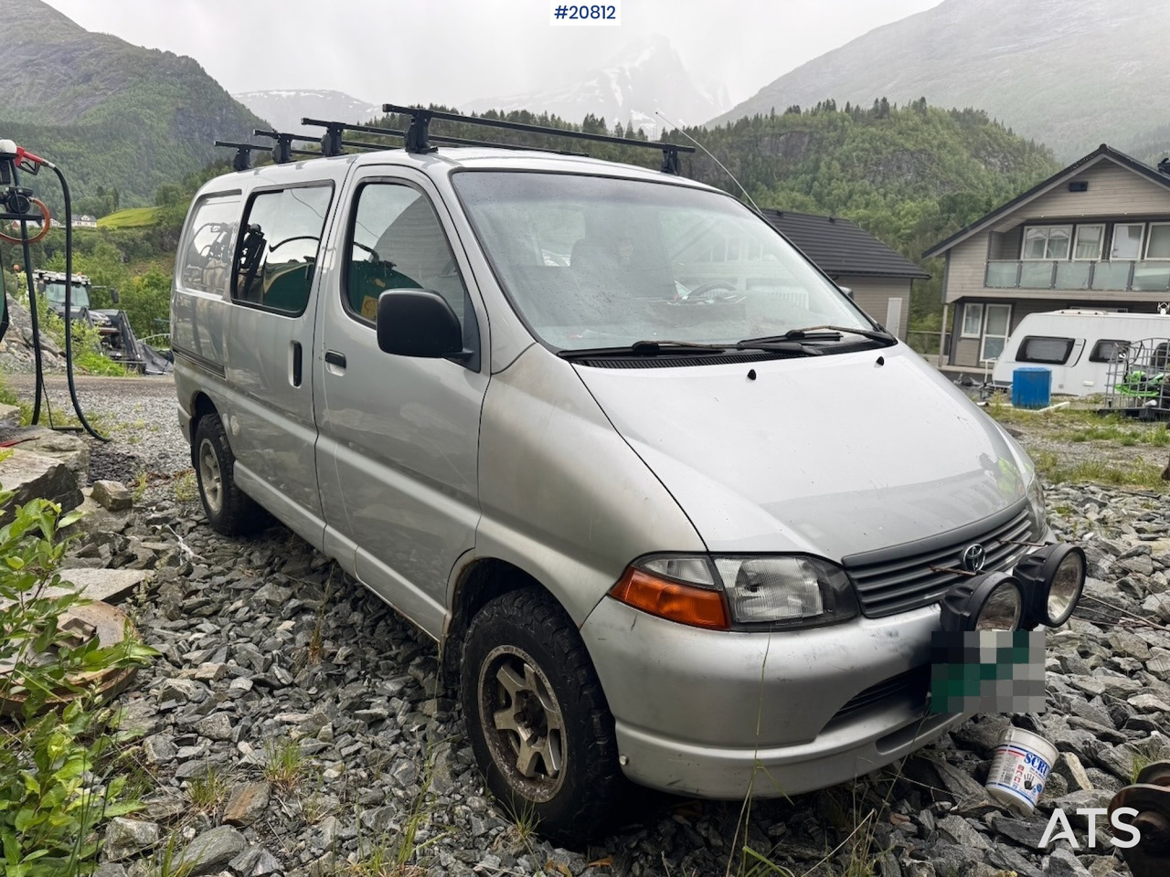 Toyota HIACE - Furgón: foto 2 Toyota HIACE - Furgón: foto 2