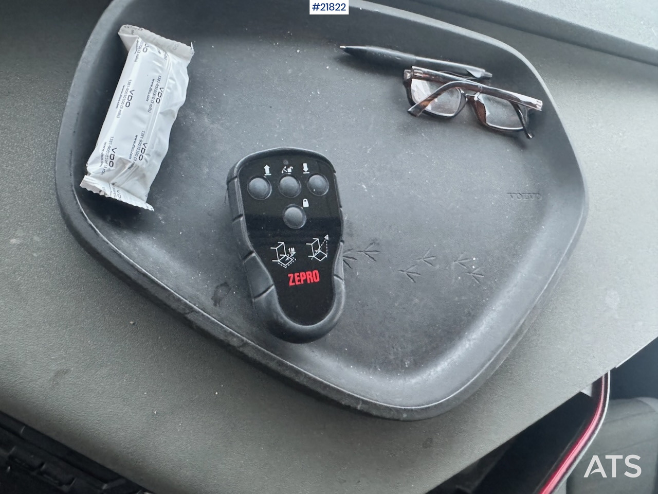 Camión caja cerrada Volvo 2015 Volvo FH420 6x2 Skapbil. Eu-godkjent. SE VIDEO: foto 31