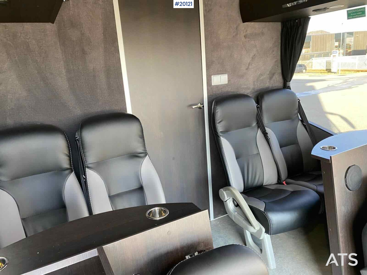 Autocar Volvo 9700 B11R Turnebuss m/ sitteplasser til 13+1 og sengeplasser til 12 stk + sovesofa .: foto 47