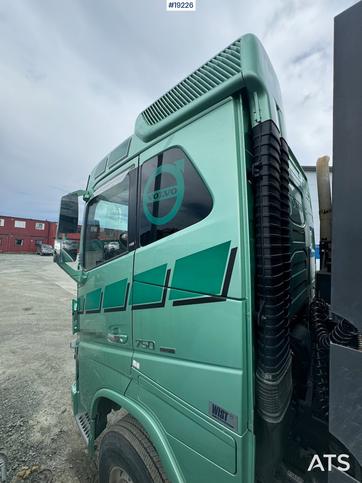 Camión volquete Volvo FH16 750: foto 22