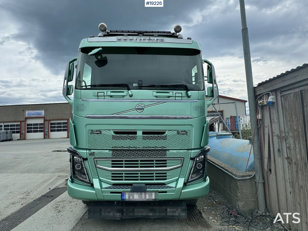 Camión volquete Volvo FH16 750: foto 9