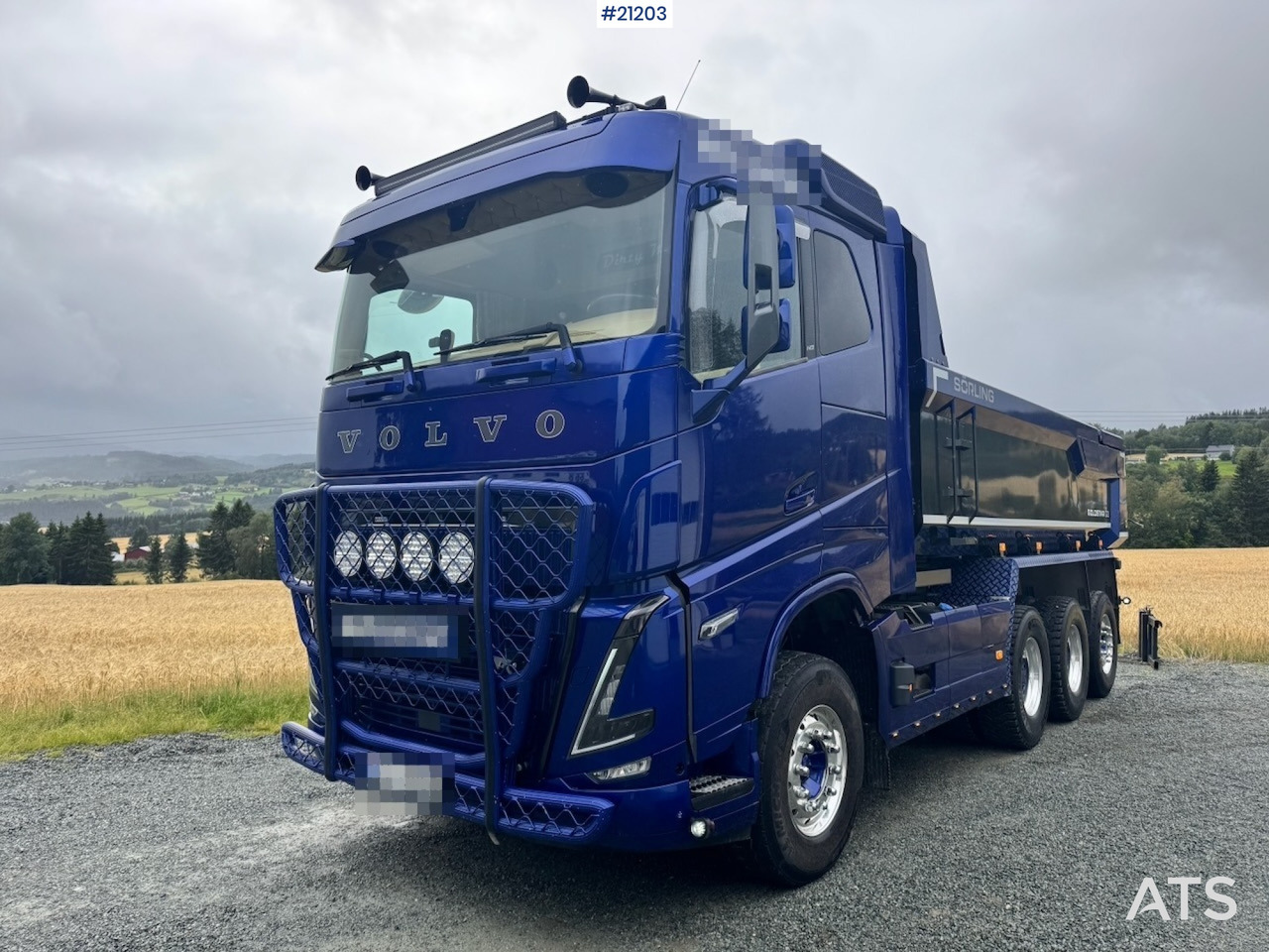 Volvo FH16 - Camión volquete: foto 1 Volvo FH16 - Camión volquete: foto 1