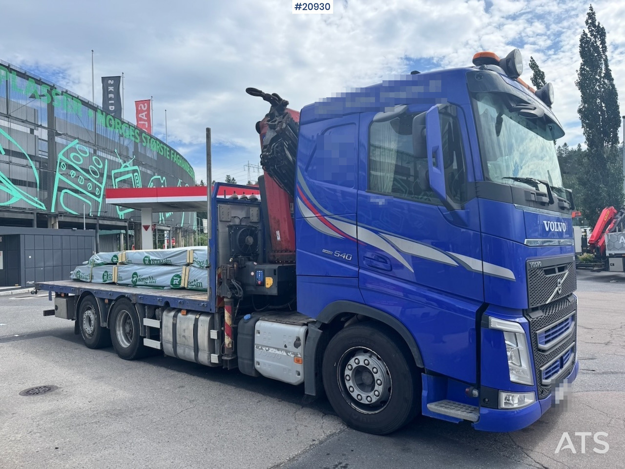Volvo FH540 - Camión caja abierta, Camión grúa: foto 2 Volvo FH540 - Camión caja abierta, Camión grúa: foto 2