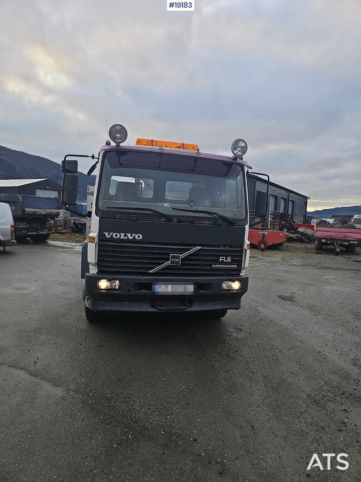 Volvo FL6 - Camión caja abierta: foto 2 Volvo FL6 - Camión caja abierta: foto 2