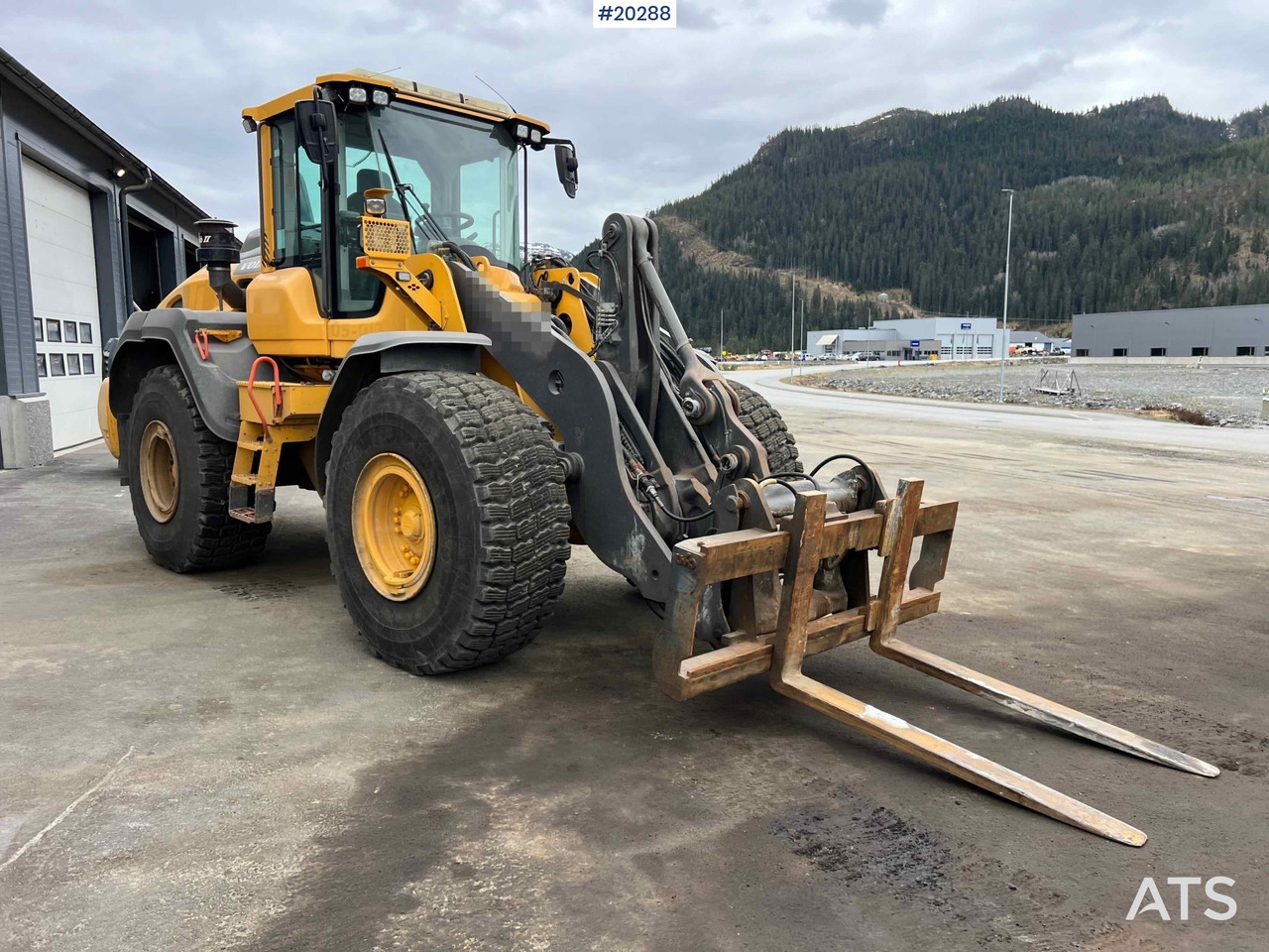 Volvo L110H - Cargadora de ruedas: foto 1 Volvo L110H - Cargadora de ruedas: foto 1