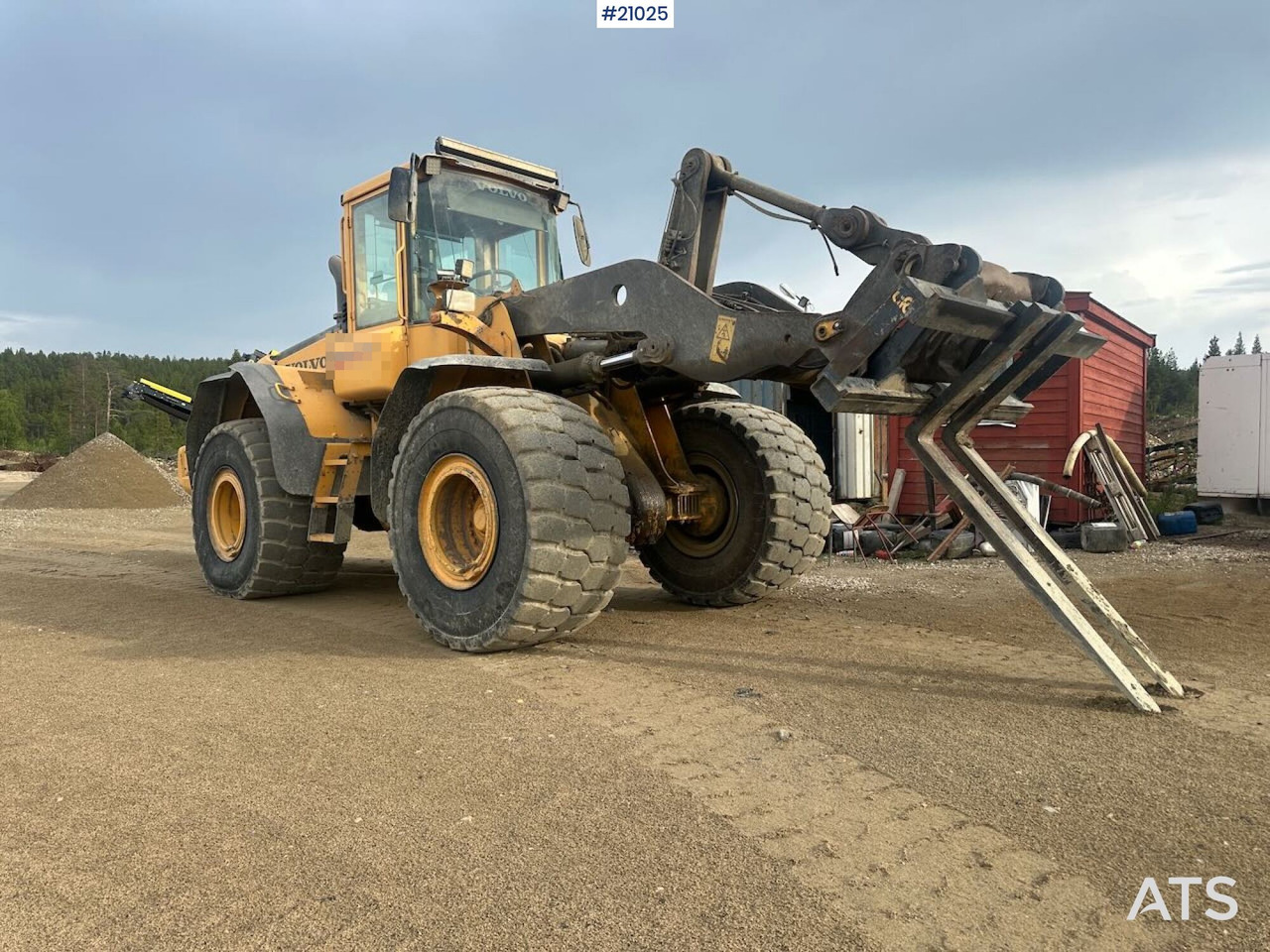 Volvo L120E - Cargadora de ruedas: foto 1 Volvo L120E - Cargadora de ruedas: foto 1