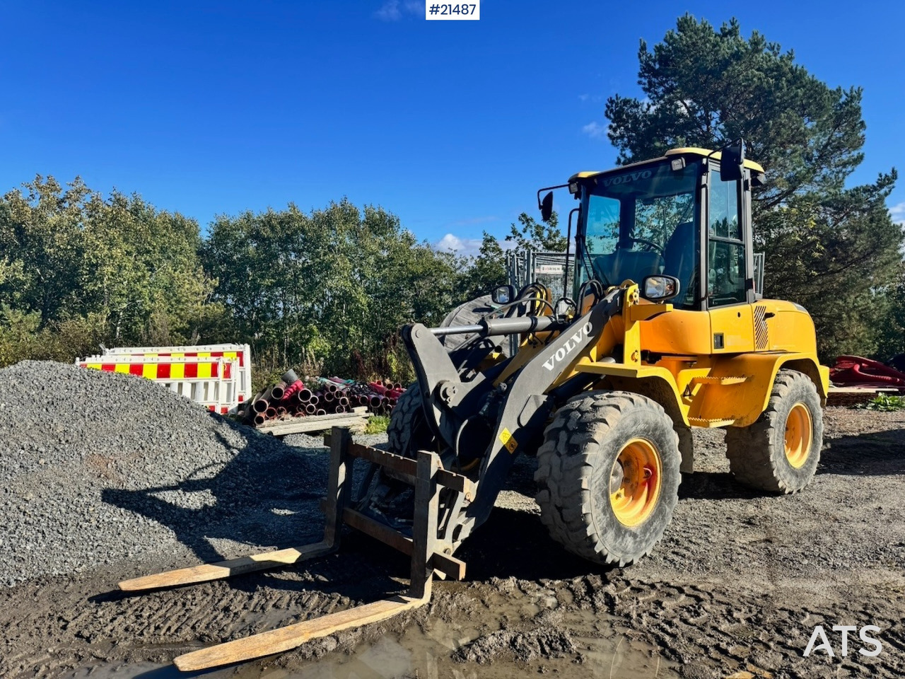 Volvo L30G - Cargadora de ruedas: foto 1 Volvo L30G - Cargadora de ruedas: foto 1