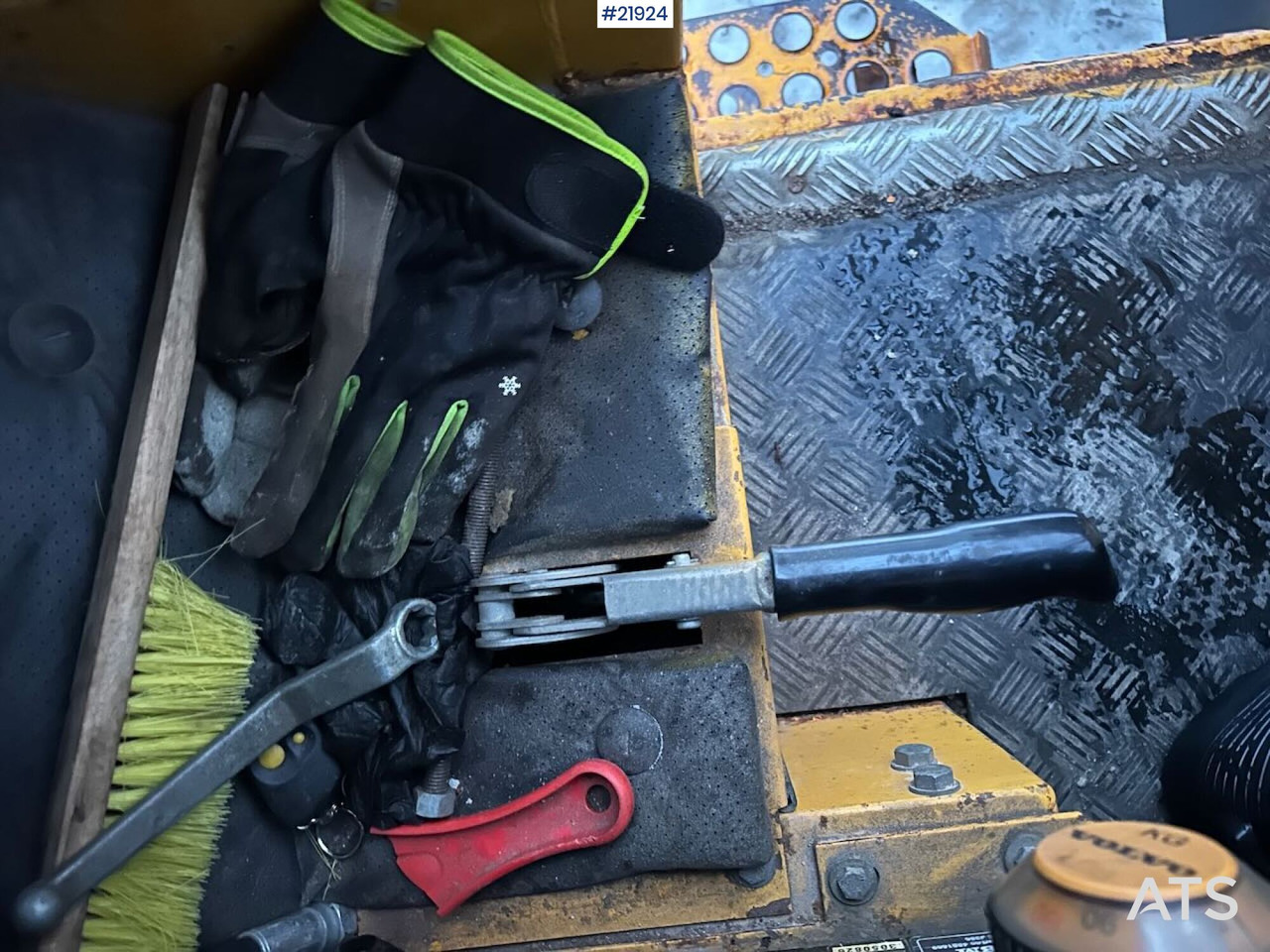 Cargadora de ruedas Volvo L70 hjullaster med klappvinge, pallegafler og planeringsskuffe: foto 28 Cargadora de ruedas Volvo L70 hjullaster med klappvinge, pallegafler og planeringsskuffe: foto 28