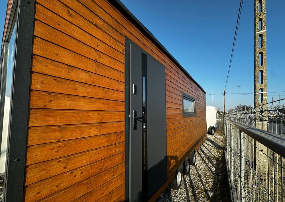 Boro Drewniany DOMEK MOBILNY na przyczepie 7,5m x 2,5m - Caravana: foto 2 Boro Drewniany DOMEK MOBILNY na przyczepie 7,5m x 2,5m - Caravana: foto 2