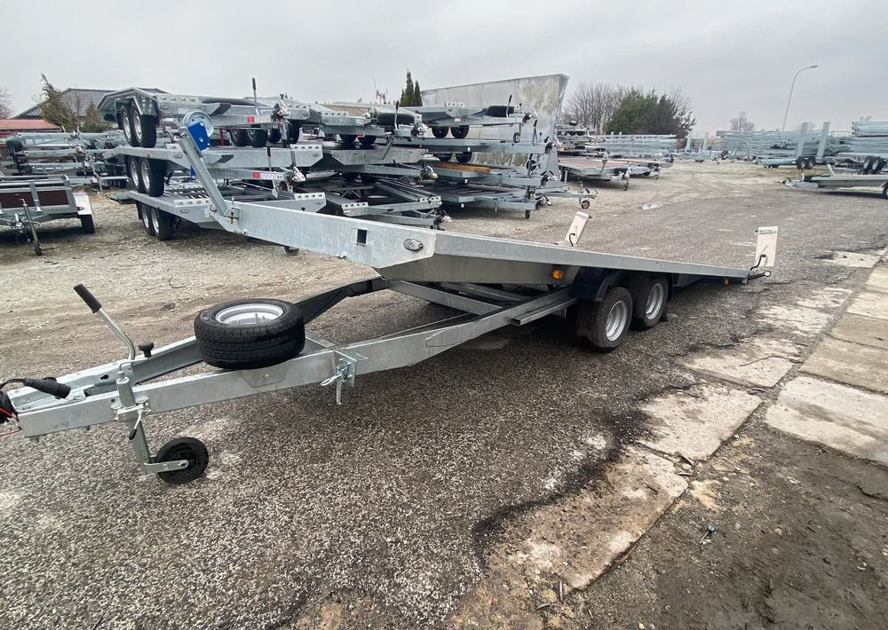 Niewiadów Saturn 4,5 x 2,10 sklejka - Remolque portavehículos: foto 4 Niewiadów Saturn 4,5 x 2,10 sklejka - Remolque portavehículos: foto 4