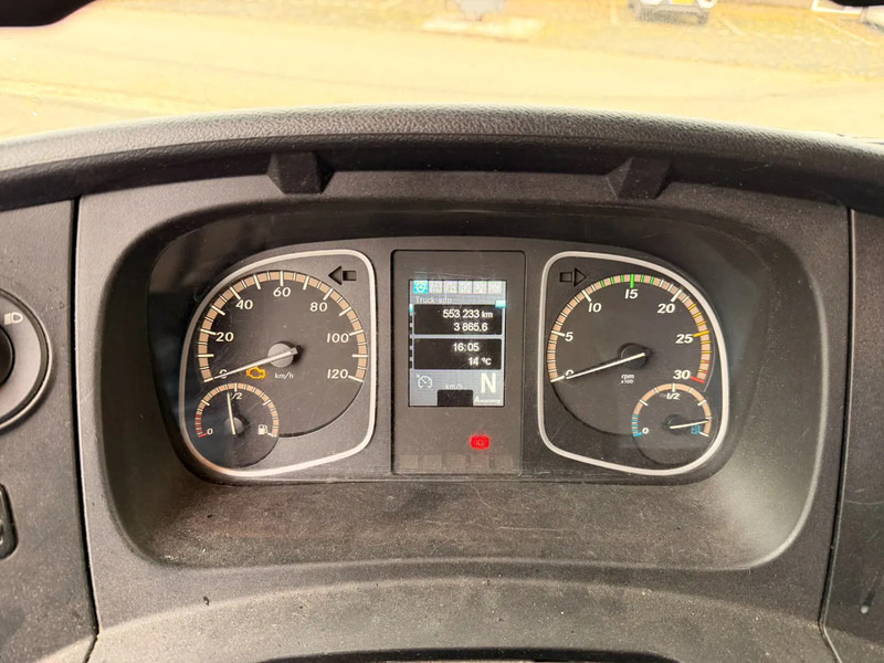 Mercedes-Benz Atego 816 EURO VI - Camión caja cerrada: foto 4 Mercedes-Benz Atego 816 EURO VI - Camión caja cerrada: foto 4