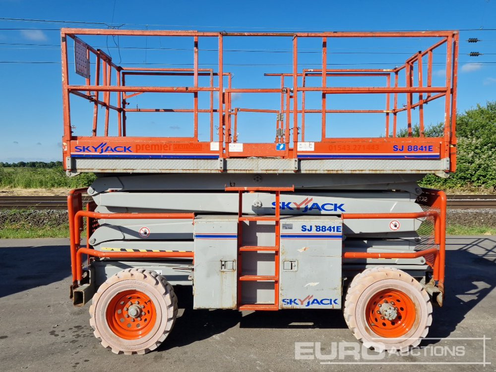 2010 SkyJack SJ8841ECE - Plataforma elevadora: foto 2 2010 SkyJack SJ8841ECE - Plataforma elevadora: foto 2