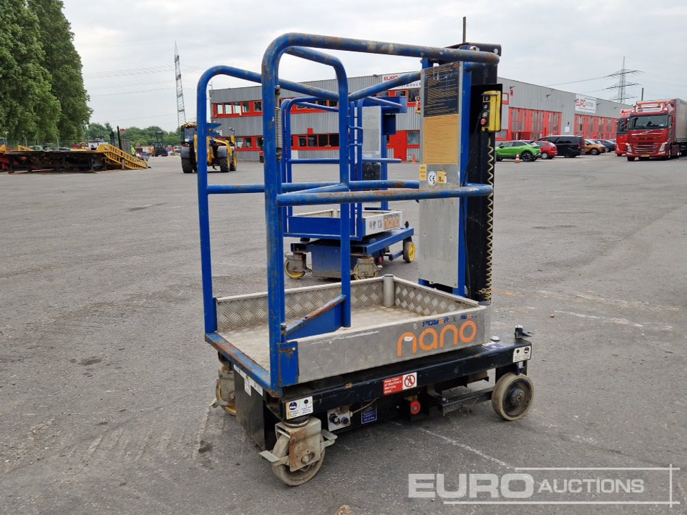 2013 JLG POWER TOWER NANO - Plataforma elevadora: foto 1 2013 JLG POWER TOWER NANO - Plataforma elevadora: foto 1
