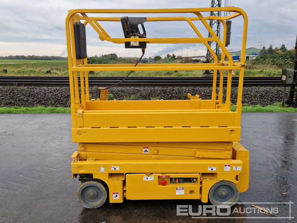 2014 Haulotte Optimum 8 - Plataforma de tijeras: foto 2 2014 Haulotte Optimum 8 - Plataforma de tijeras: foto 2