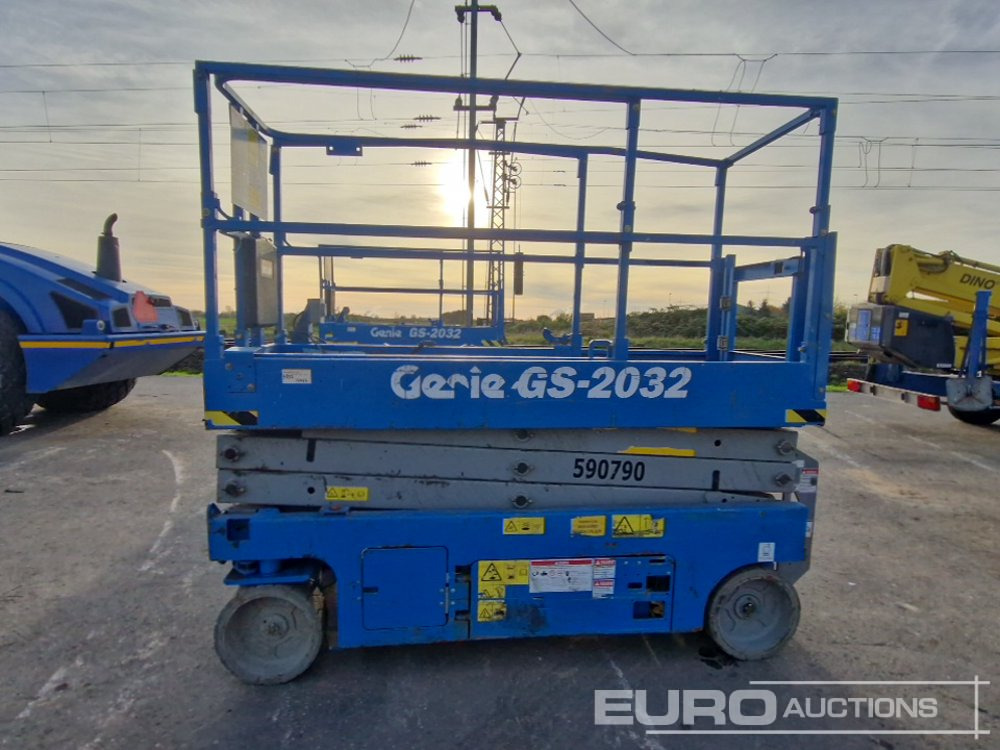 2015 Genie GS-2032 - Plataforma elevadora: foto 2 2015 Genie GS-2032 - Plataforma elevadora: foto 2