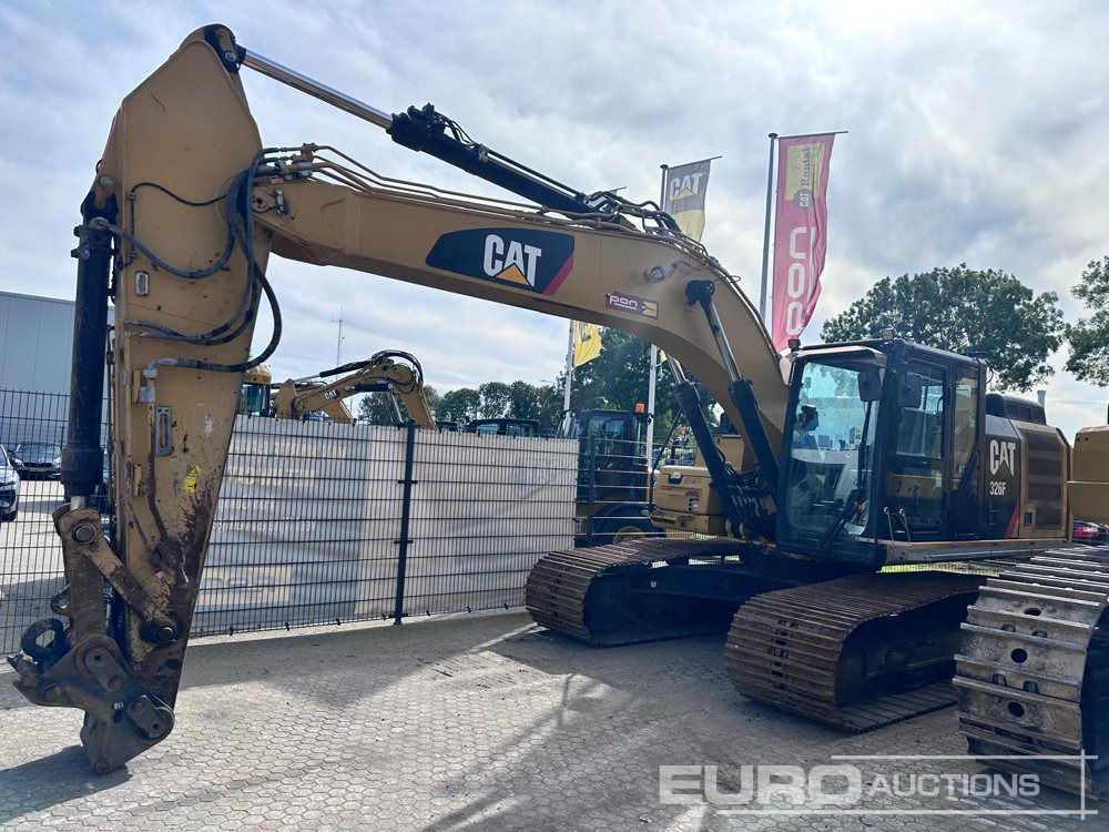 2019 CAT 326FL - Excavadora de cadenas: foto 1 2019 CAT 326FL - Excavadora de cadenas: foto 1
