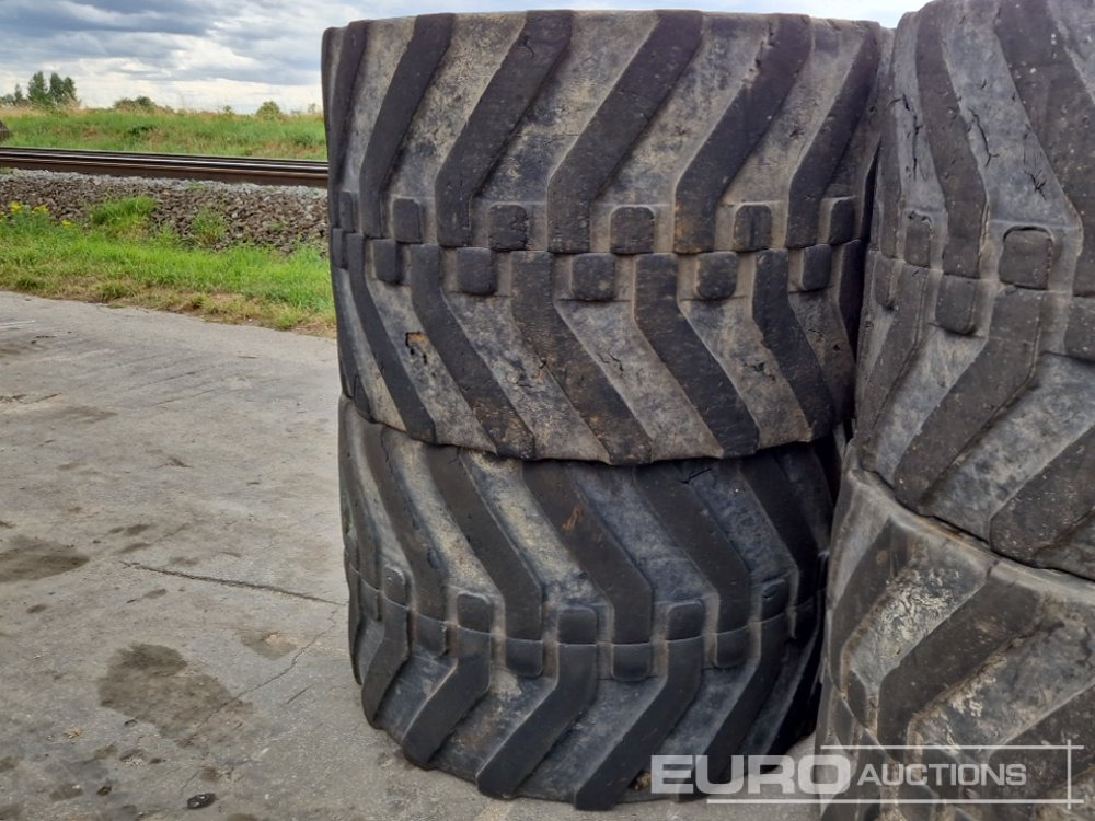 315/70R22.5 Tyres on Rims to suit CAT 318 - Neumático: foto 5 315/70R22.5 Tyres on Rims to suit CAT 318 - Neumático: foto 5