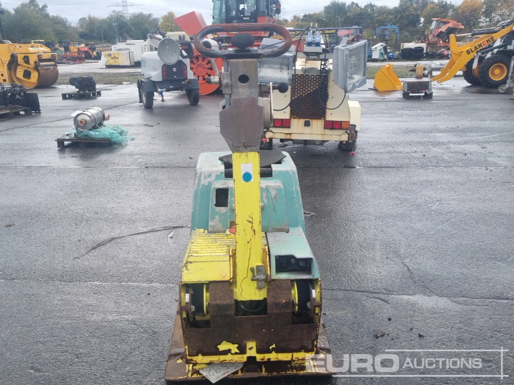 Ammann Diesel Vibrating Compaction Plate - Construcción de carreteras: foto 4 Ammann Diesel Vibrating Compaction Plate - Construcción de carreteras: foto 4