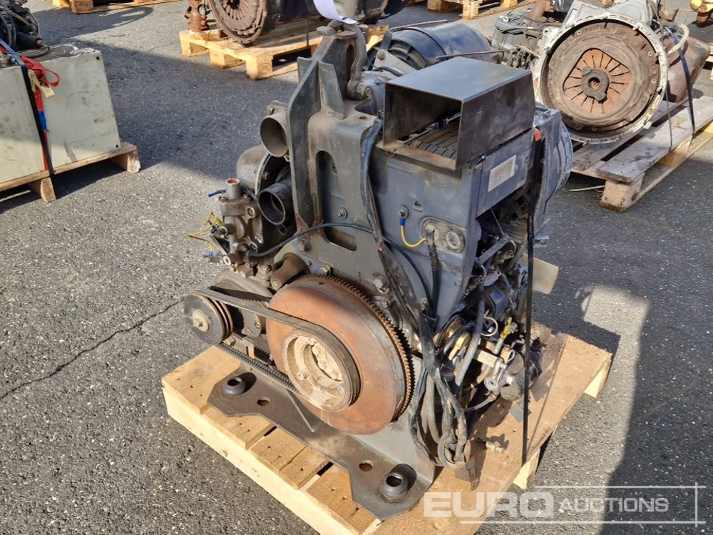 Deutz 2 Cylinder Diesel Engine - Motor: foto 1 Deutz 2 Cylinder Diesel Engine - Motor: foto 1