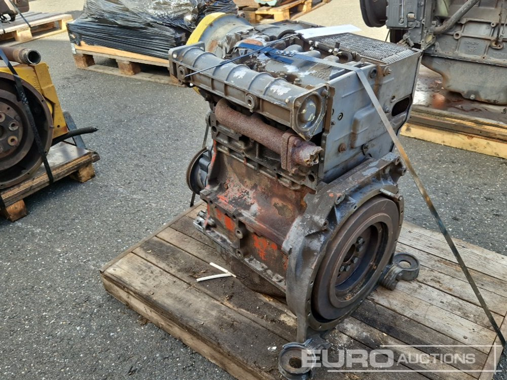 Deutz 3 Cylinder Diesel Engine - Motor: foto 2 Deutz 3 Cylinder Diesel Engine - Motor: foto 2