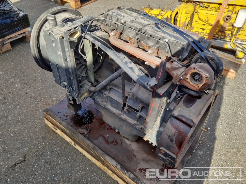 Deutz 4 Cylinder Turbo Diesel Engine - Motor: foto 4 Deutz 4 Cylinder Turbo Diesel Engine - Motor: foto 4