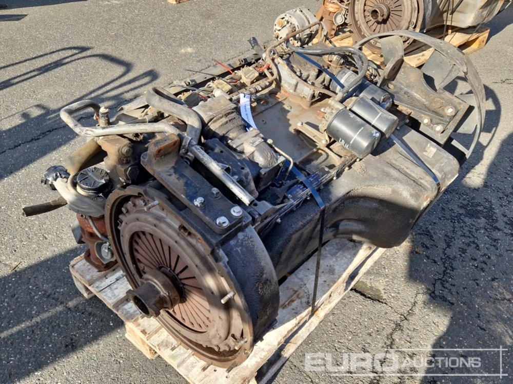 Deutz 6 Cylinder Turbo Diesel Engine - Motor: foto 1 Deutz 6 Cylinder Turbo Diesel Engine - Motor: foto 1