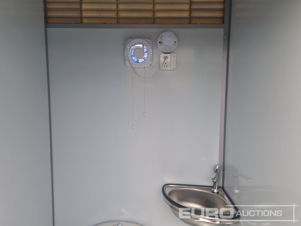 Contenedor marítimo Double Toilet Container: foto 13 Contenedor marítimo Double Toilet Container: foto 13