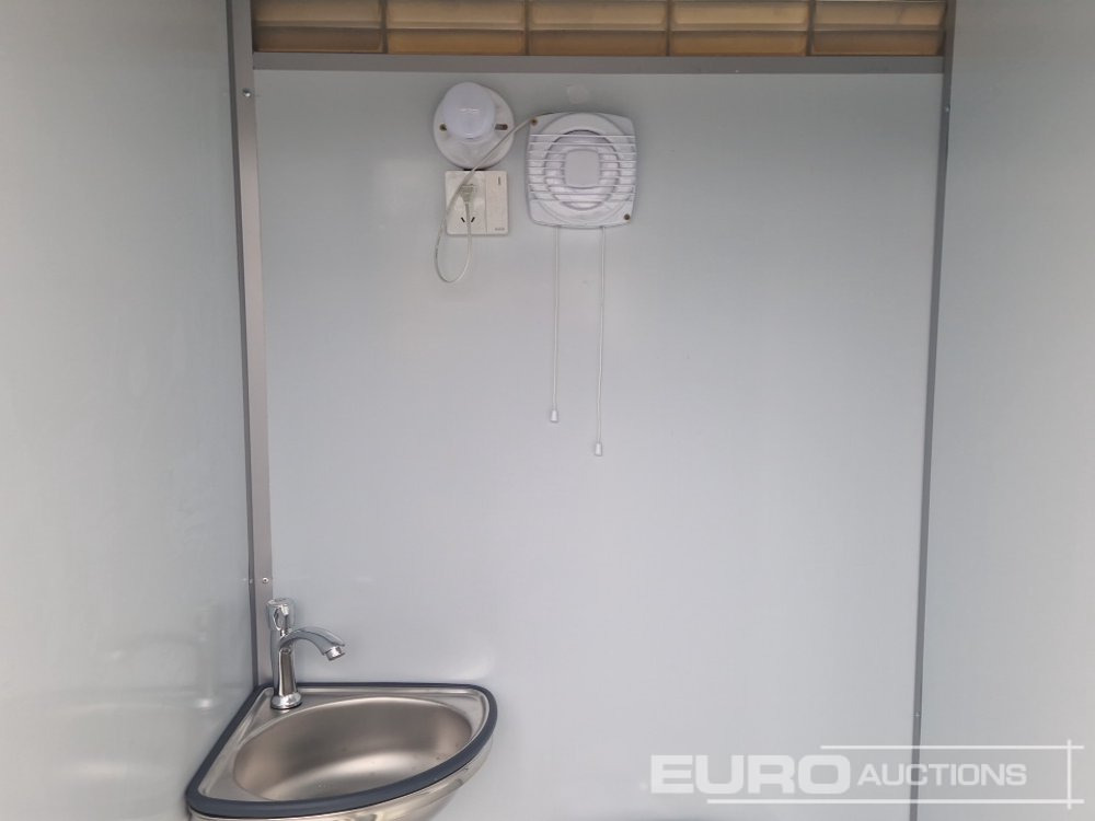 Contenedor marítimo Double Toilet Container: foto 11 Contenedor marítimo Double Toilet Container: foto 11