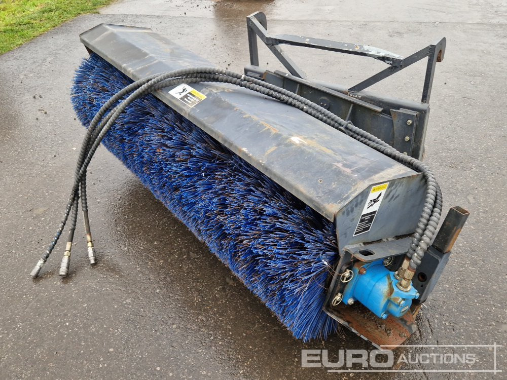 Sweeper to suit JCB Telehandler - Equipo de manutención: foto 1 Sweeper to suit JCB Telehandler - Equipo de manutención: foto 1