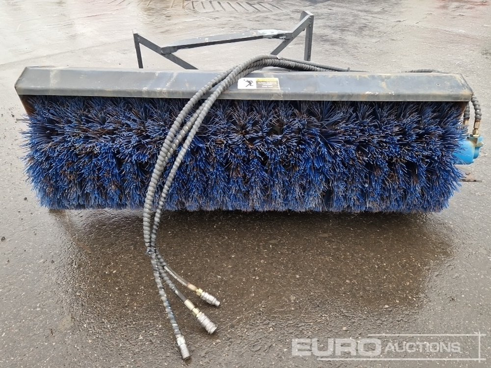 Sweeper to suit JCB Telehandler - Equipo de manutención: foto 5 Sweeper to suit JCB Telehandler - Equipo de manutención: foto 5