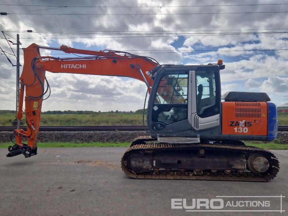 Hitachi ZX130-3 - Excavadora de cadenas: foto 2 Hitachi ZX130-3 - Excavadora de cadenas: foto 2