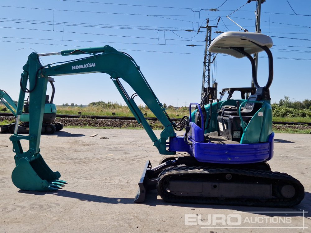 Komatsu PC30FR-2 - Miniexcavadora: foto 2 Komatsu PC30FR-2 - Miniexcavadora: foto 2