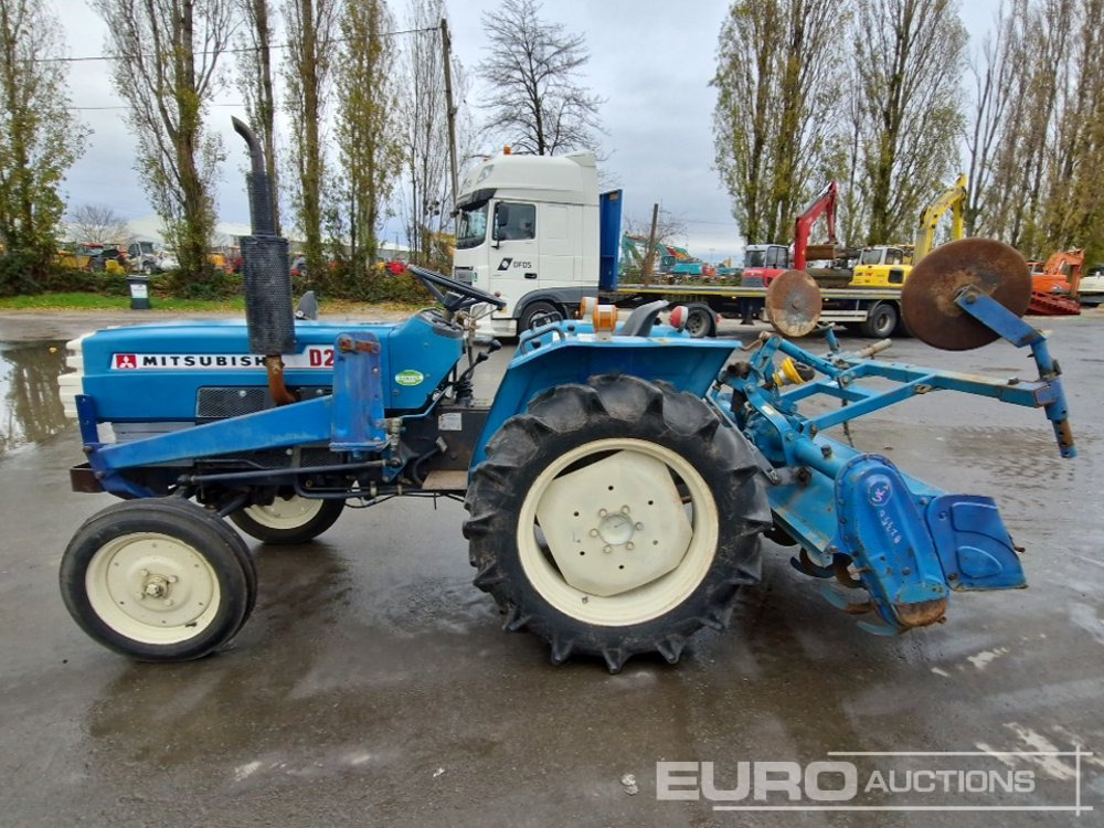 Mitsubishi D2350 - Mini tractor: foto 2 Mitsubishi D2350 - Mini tractor: foto 2