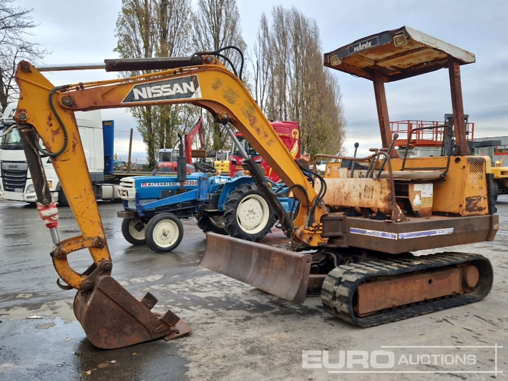 Nissan N260.2 - Miniexcavadora: foto 1 Nissan N260.2 - Miniexcavadora: foto 1