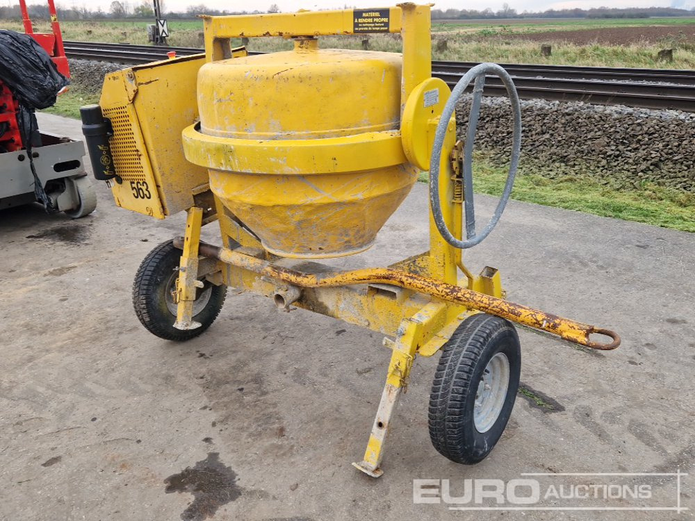 Petrol Engined Cement Mixer - Hormigonera: foto 2 Petrol Engined Cement Mixer - Hormigonera: foto 2