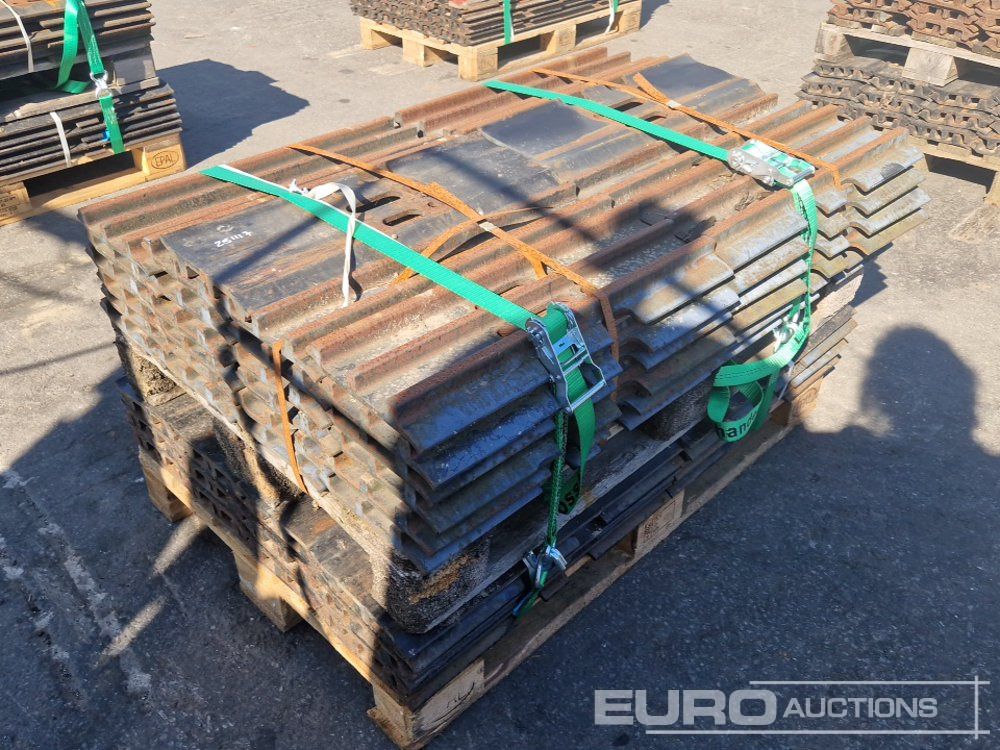 600mm Steel Plates to suit Hitachi ZX210-6 - Recambio para Excavadora: foto 2 600mm Steel Plates to suit Hitachi ZX210-6 - Recambio para Excavadora: foto 2