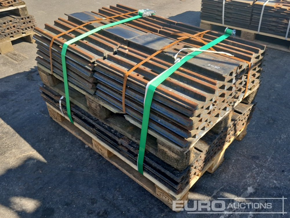 600mm Steel Plates to suit Hitachi ZX210-6 - Recambio para Excavadora: foto 1 600mm Steel Plates to suit Hitachi ZX210-6 - Recambio para Excavadora: foto 1
