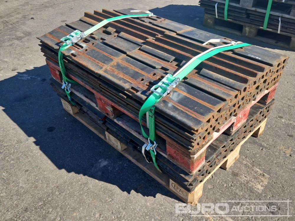 600mm Steel Plates to suit Hitachi ZX225-6 - Recambio para Excavadora: foto 3 600mm Steel Plates to suit Hitachi ZX225-6 - Recambio para Excavadora: foto 3