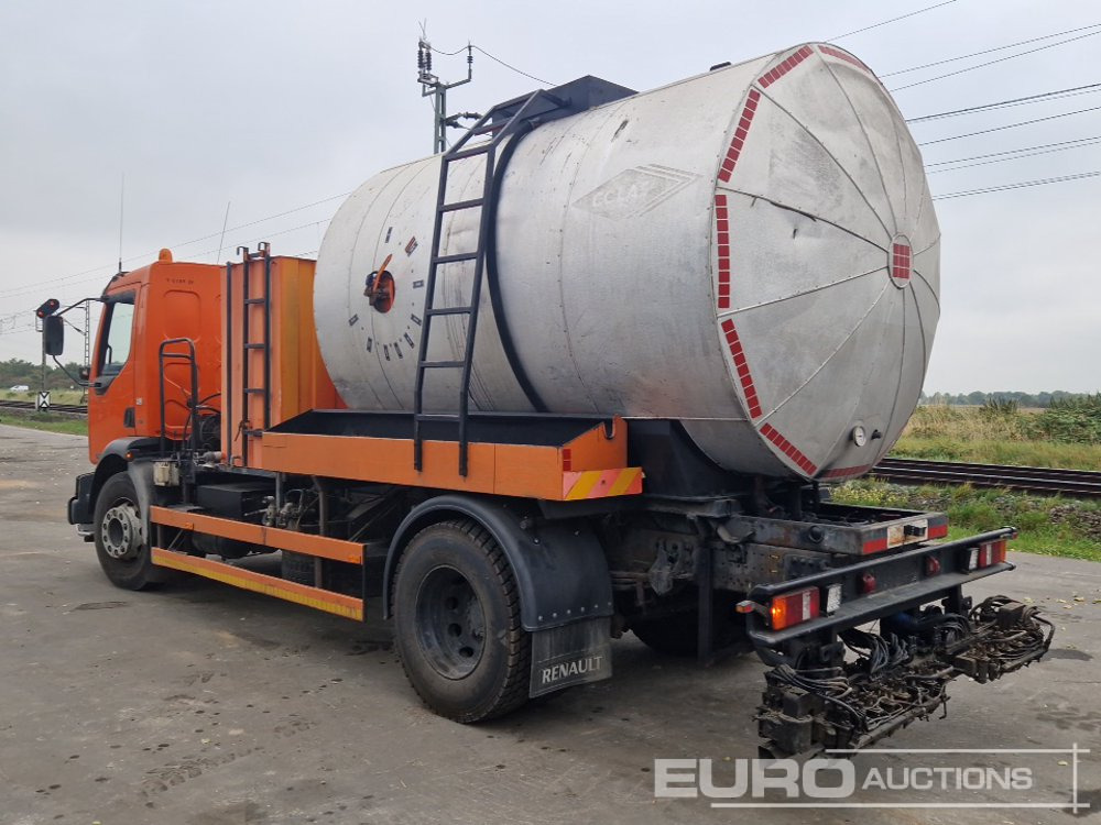 Renault 220 DCI - Cisterna de riego asfáltico: foto 3 Renault 220 DCI - Cisterna de riego asfáltico: foto 3