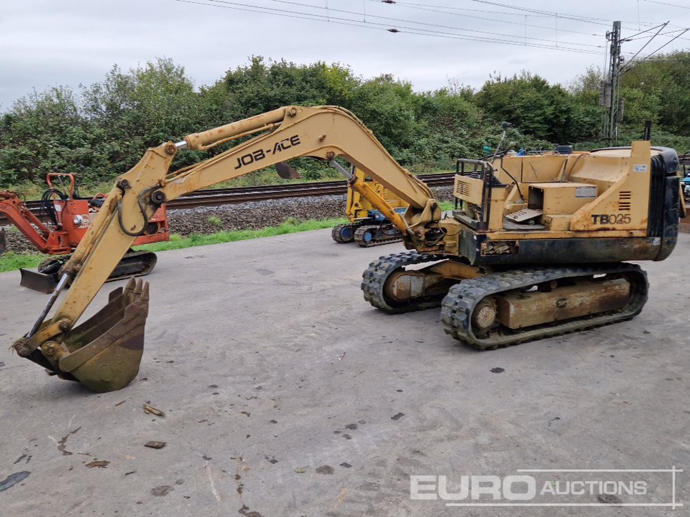 Takeuchi TB025 - Miniexcavadora: foto 1 Takeuchi TB025 - Miniexcavadora: foto 1