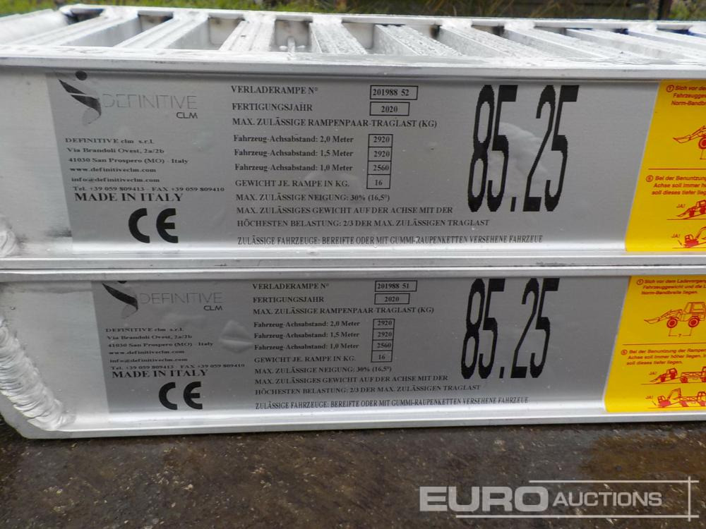 Unused CLM 85.25 Aluminium Loading Ramps (2of) 2920kg Capacity, 2500mm Length - Rampa de carga: foto 5 Unused CLM 85.25 Aluminium Loading Ramps (2of) 2920kg Capacity, 2500mm Length - Rampa de carga: foto 5