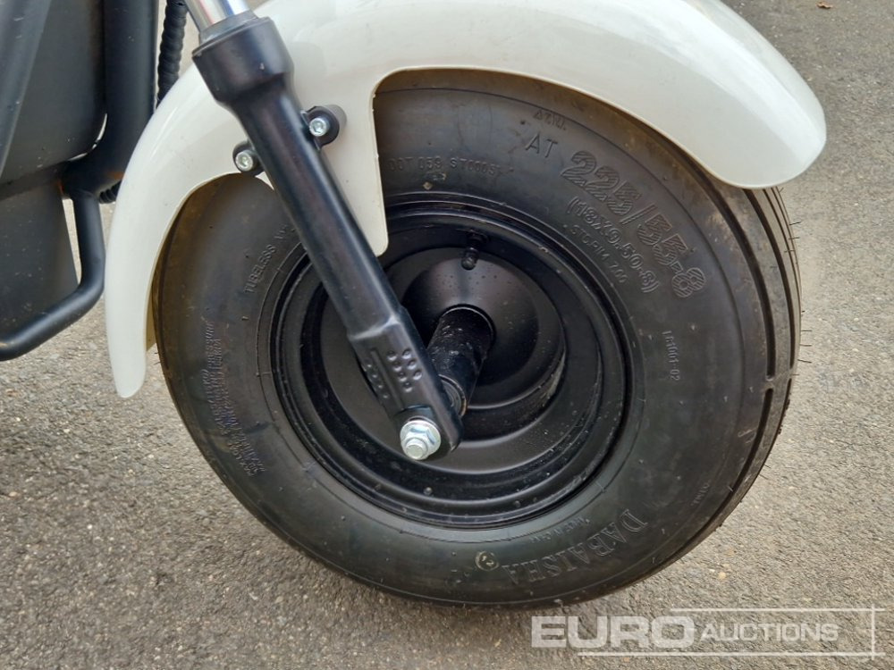 Unused Citycoco Electric Scooter - Cuadrimoto: foto 5 Unused Citycoco Electric Scooter - Cuadrimoto: foto 5