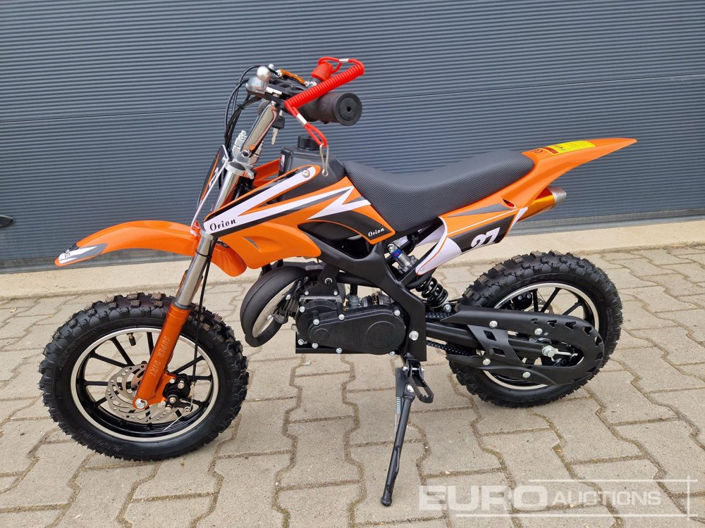 Unused DIRTBIKE 50R-D705 49CC Kids Petrol Motorbike, Automatic - Motocicleta: foto 3 Unused DIRTBIKE 50R-D705 49CC Kids Petrol Motorbike, Automatic - Motocicleta: foto 3
