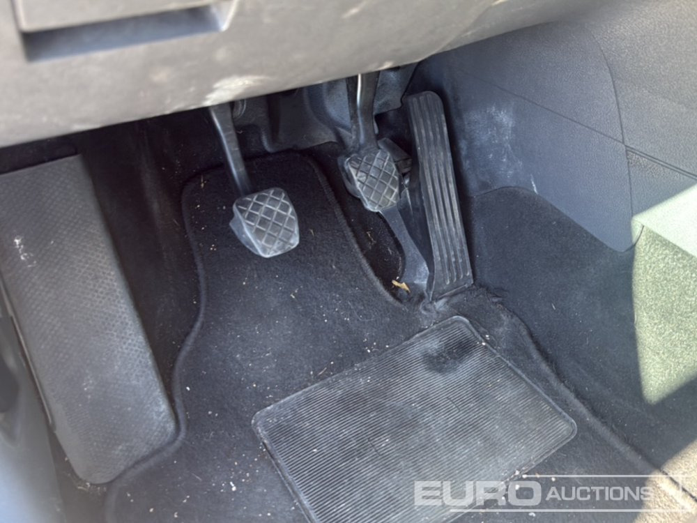 Coche 2015 Volkswagen Touran: foto 12