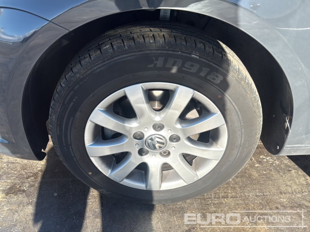 Coche 2015 Volkswagen Touran: foto 23