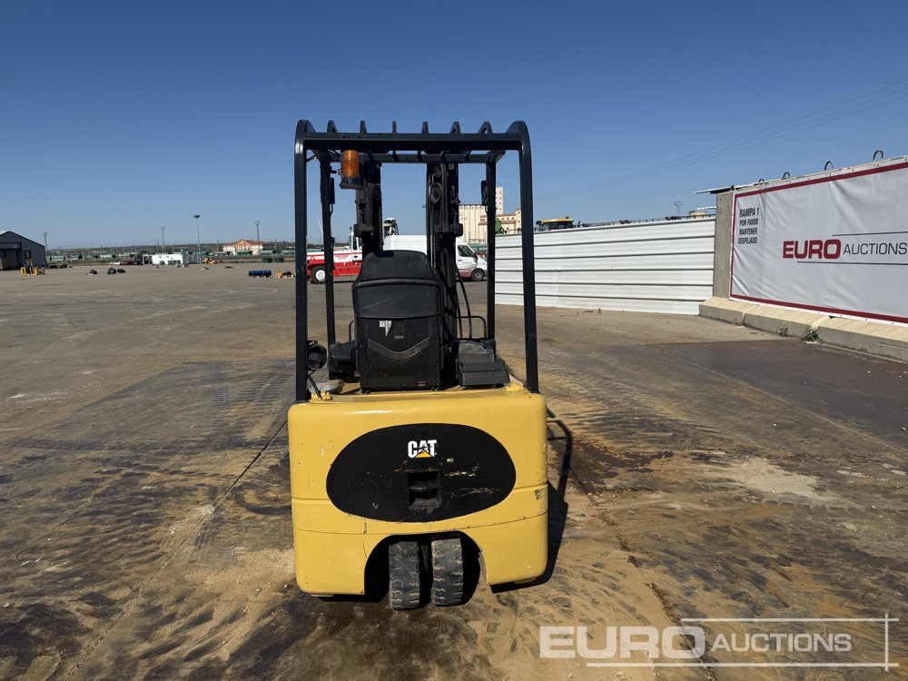 Caterpillar EP16KT - Maquinaria de construcción: foto 4 Caterpillar EP16KT - Maquinaria de construcción: foto 4